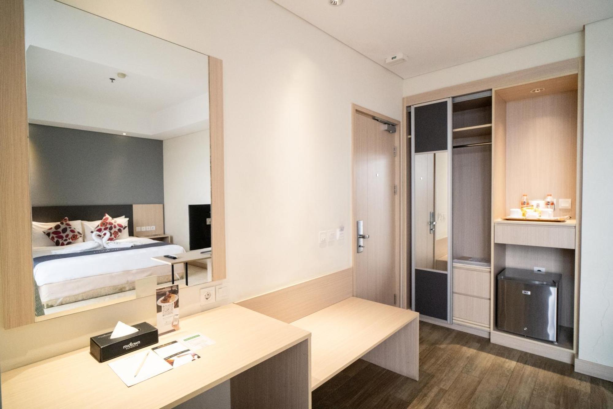Midtown Residence Simatupang Jakarta Eksteriør billede